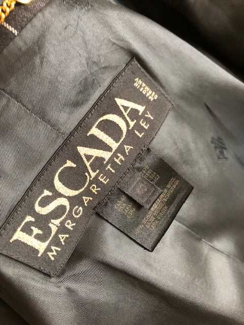 Elegante fato saia casaco da marca de luxo Escada