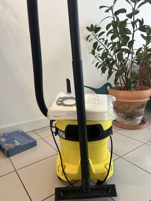 Aspirador a seco e humido Karcher