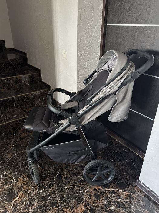 Продам коляску Carrello Bravo plus