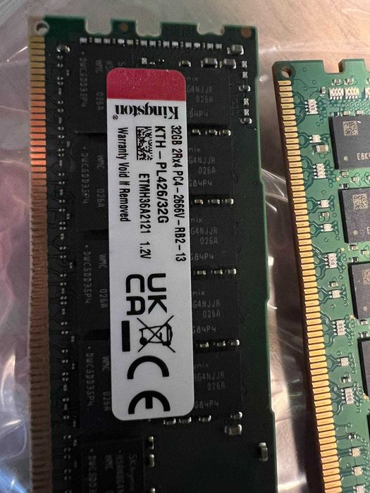 Zestaw pamięci ram DDR4 1x32Gb + 2x8GB do srwerów