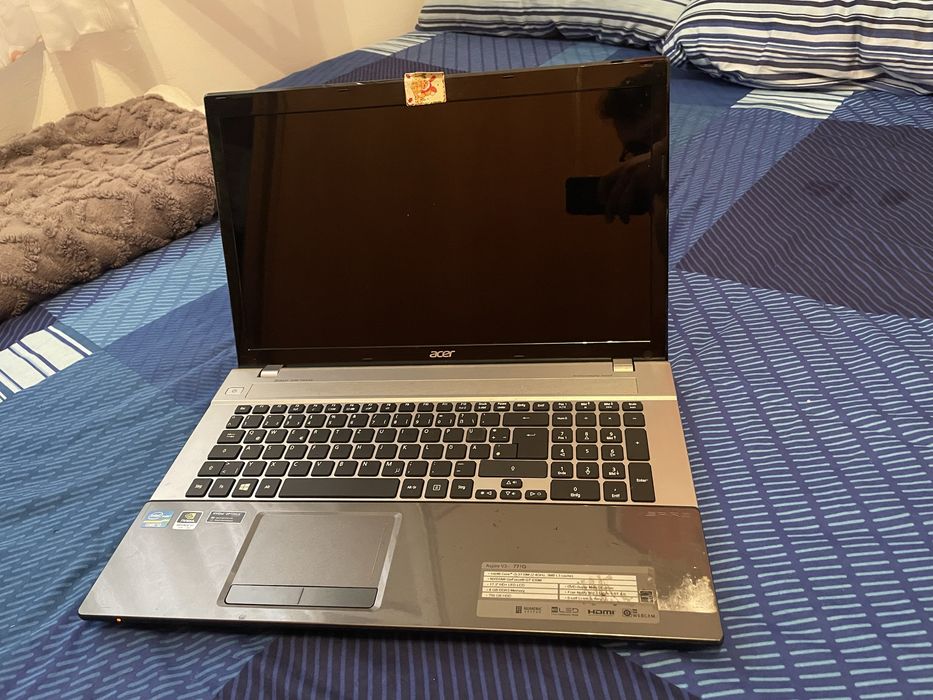 Portatil Acer 771G