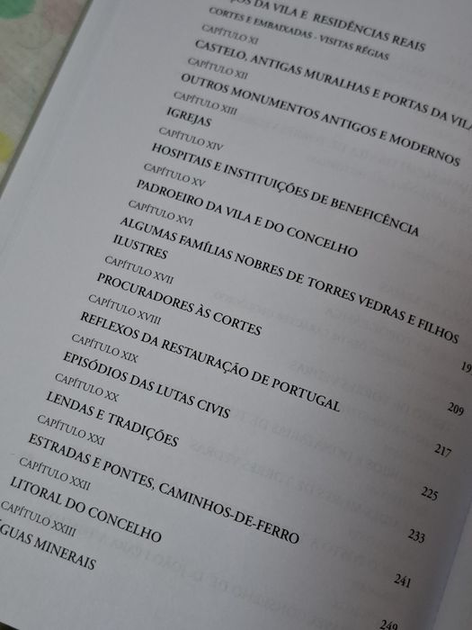 Monografia sobre a história de Torres Vedras por Julio Vieira
