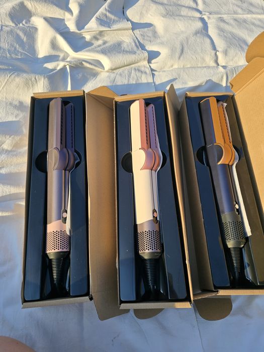 Фен-випрямляч Дайсон 1600Вт + килимок Dyson aistrait ht01