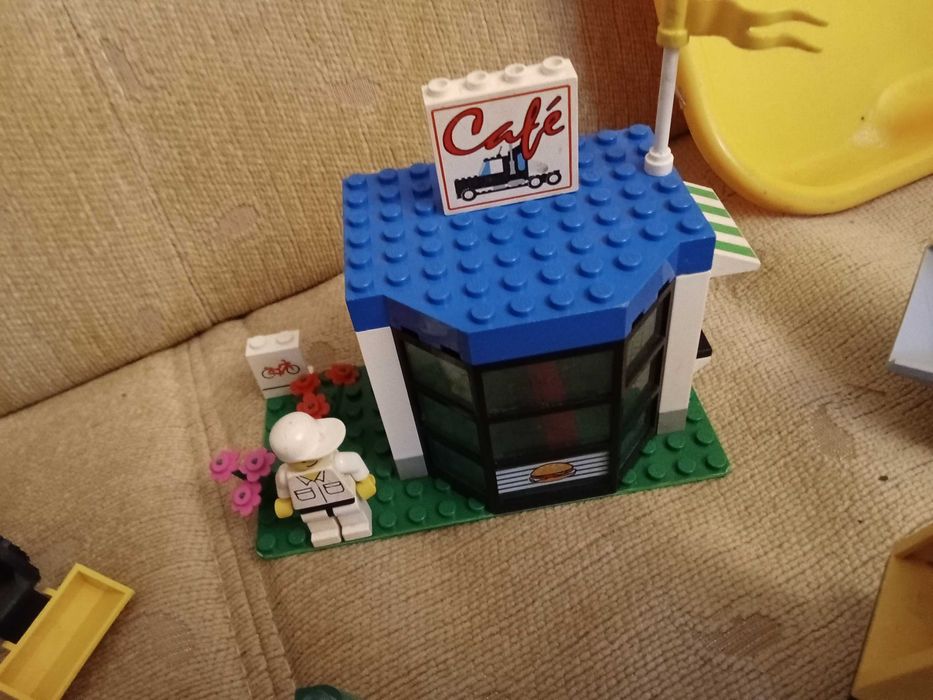 LEGO town lata 90 construction pojazdy budowlane i cafe dla kierowców