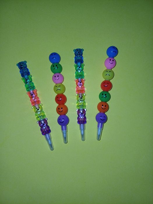 Lapiseiras de pontas, recarregáveis.
Novas.
Cada 3€.