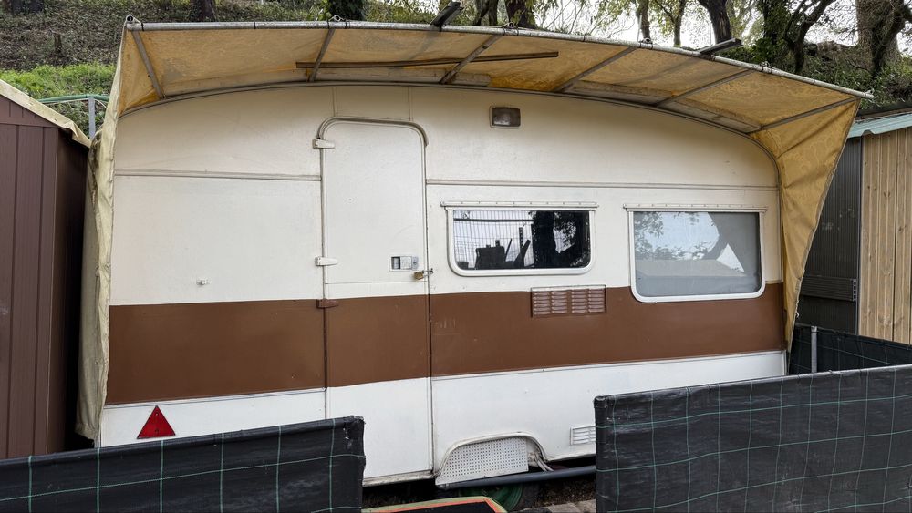 CARAVANA A VENDA (LEIA O ANUNCIO)