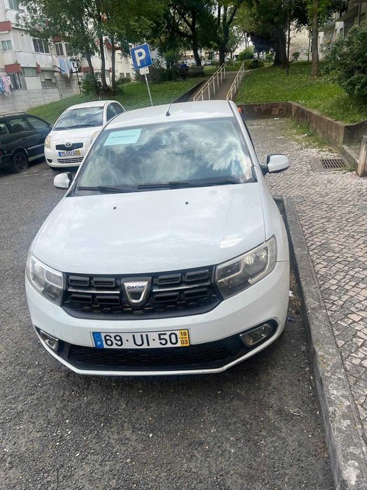 Carro Dacia Sandero