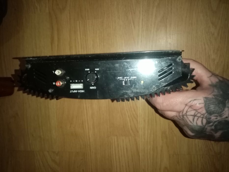 Sistema de som com Subwoffer