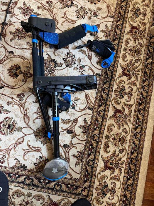 Костиль під коліно