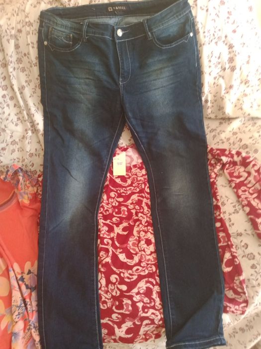 Conjunto de roupa de senhora para desocupar