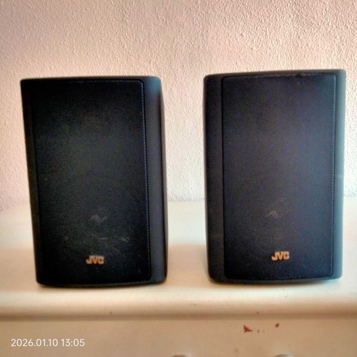 Colunas de Som Traseiras JVC