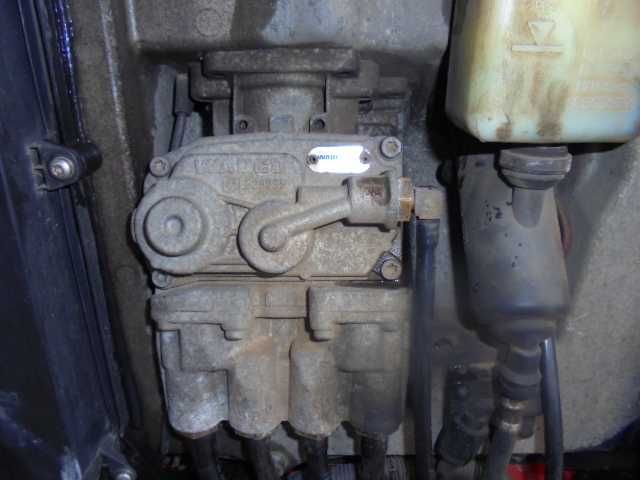 Sterownik ZBR2 WABCO MAN rozne opis sterownik silnika 0281020067,,0281010253