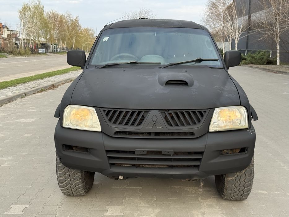 Продам Mitsubishi L200 4x4 Обслужена