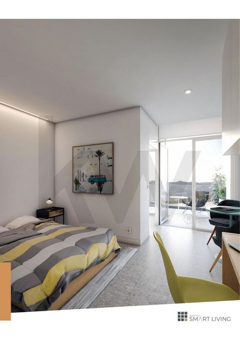 Apartamento T0 Novo com Lugar de Estacionamento na Quinta da Portela,