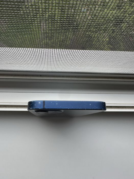 Apple Iphone 12.