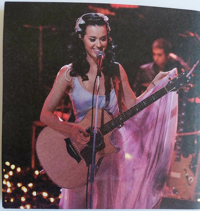 CD + DVD Katy Perry MTV Unplugged