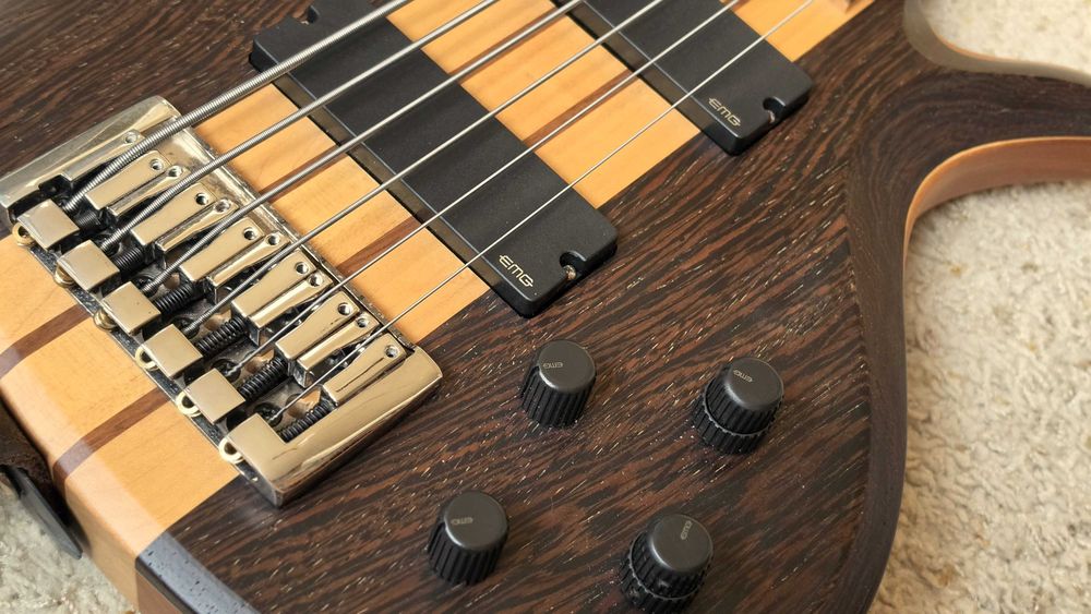 Бас гітара Schecter Riot 6: 43 000 грн. - Бас-гітари Київ на Olx