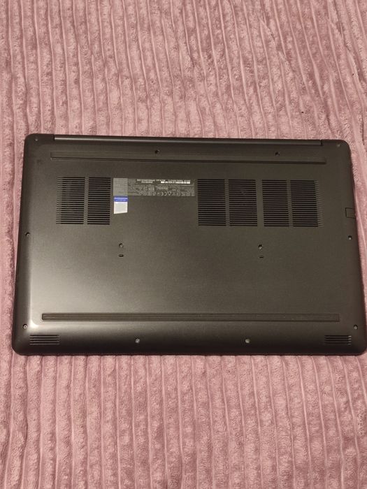 Продам ігровий ноутбук dell 3779 g3