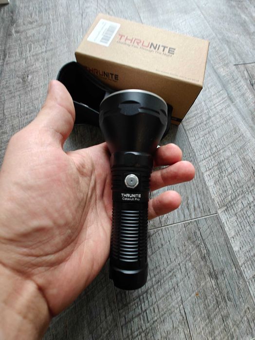 Latarka Thrunite Catapult  Pro sft70