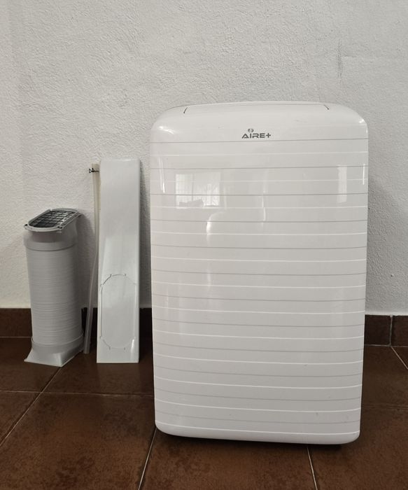 Ar condicionado portátil AIRE 12-P 12000BTU