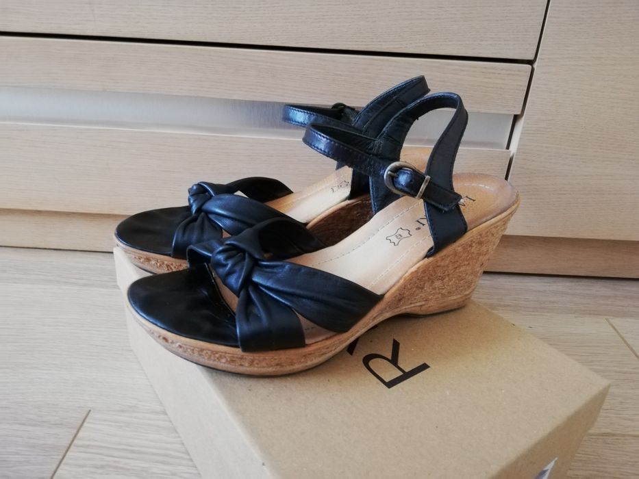 Sandały na koturnie skóra naturalna Lasocki r. 38