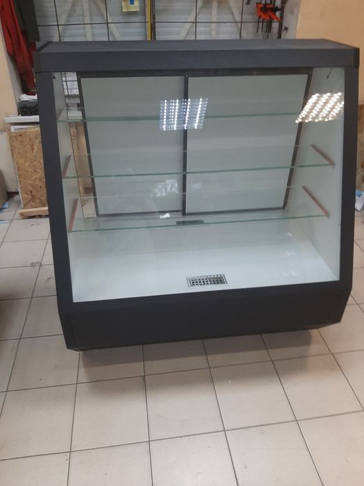 Холодильні вітрини