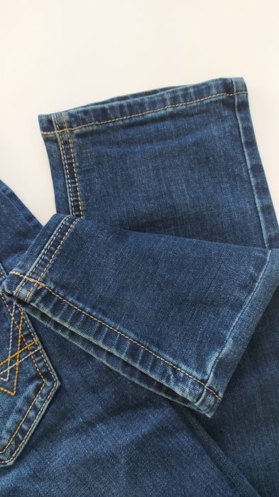 młodzieżowe dżinsy elastyczne rozm M