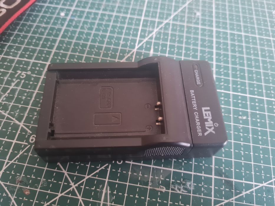 Canon 1300D + lente 18-55mm