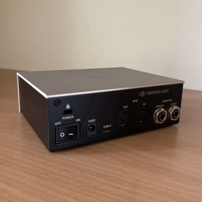 Звукова карта Universal Audio Volt 1