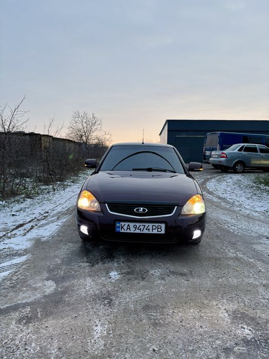 Lada Priora  2012 рік Ідеал