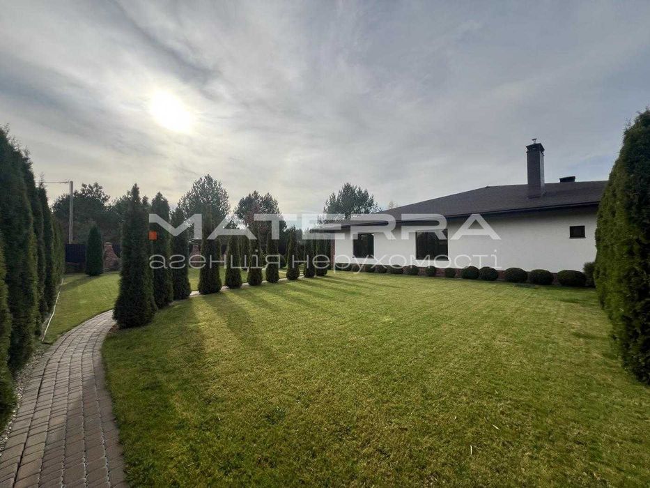 Дзвінкове продам будинок 260 м2. З власним Озером! Топ локація!