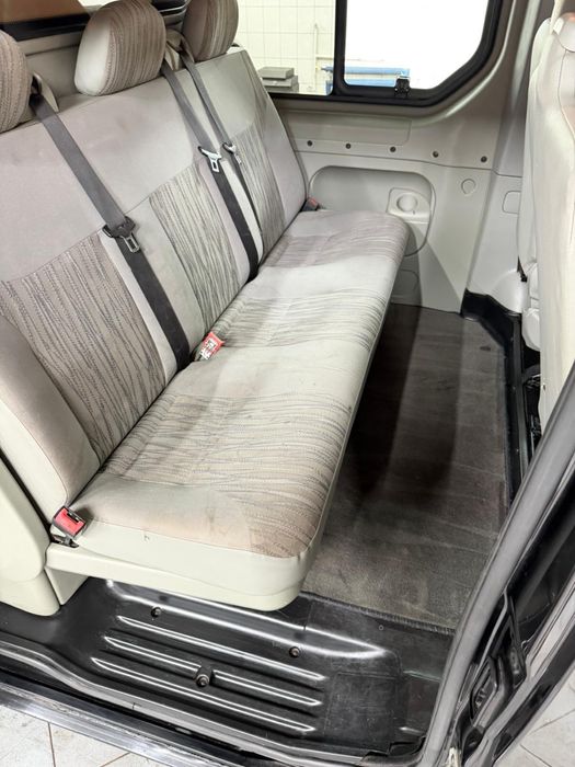 Nissan Primastar Vivaro Trafic 2.0 Diesel 6 osobowy