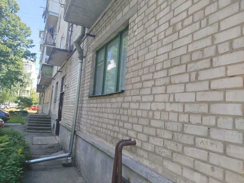 Продаж комерційного приміщення у м. Павлоград по вул. Сташкова, буд. 7-А