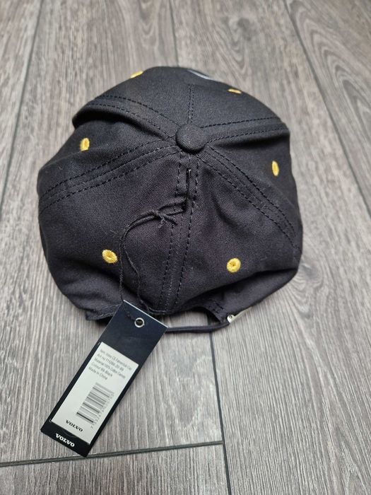 Czapka z daszkiem Volvo oryginalny gadżet jedyna taka na OLX (czarna).