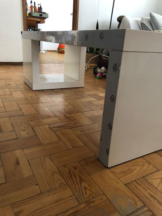 Consola para televisão