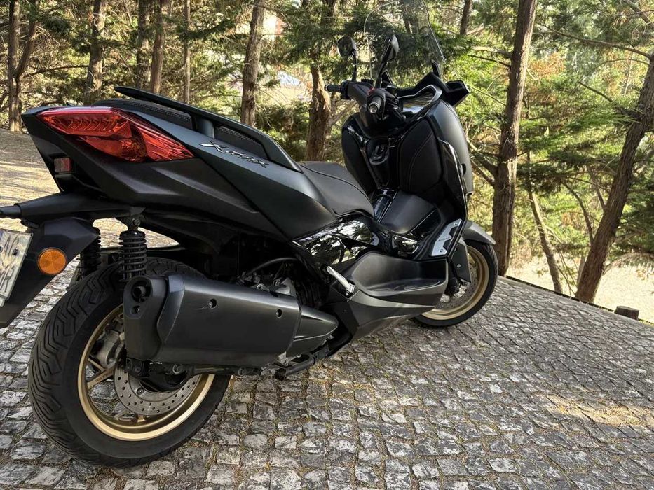 Yamaha XMAX 300 Tech Max
