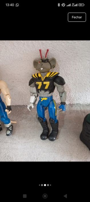 Vários bonecos colecao