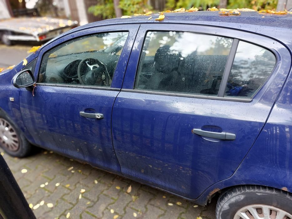 Opel Corsa D maska zderzak klapa lampy błotnik skrzynia silnik Z20Z