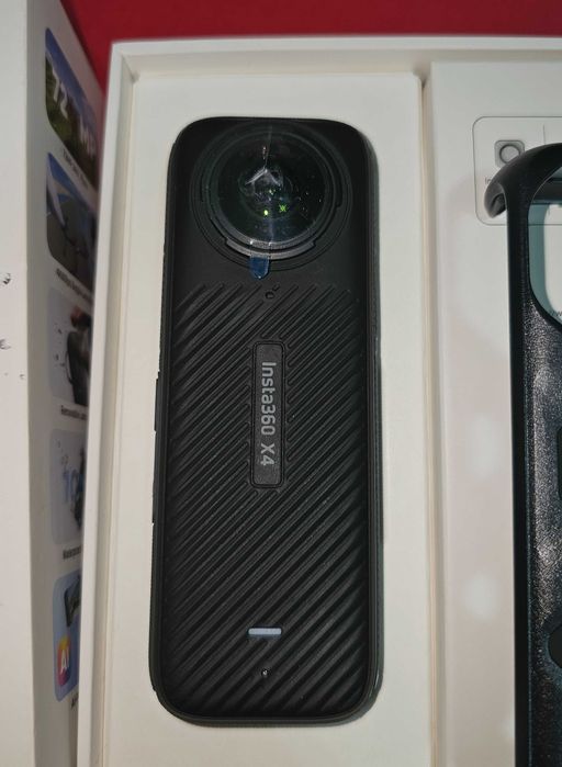Insta360 X4 Camera 360 8K + Invisible Dive Case Selada