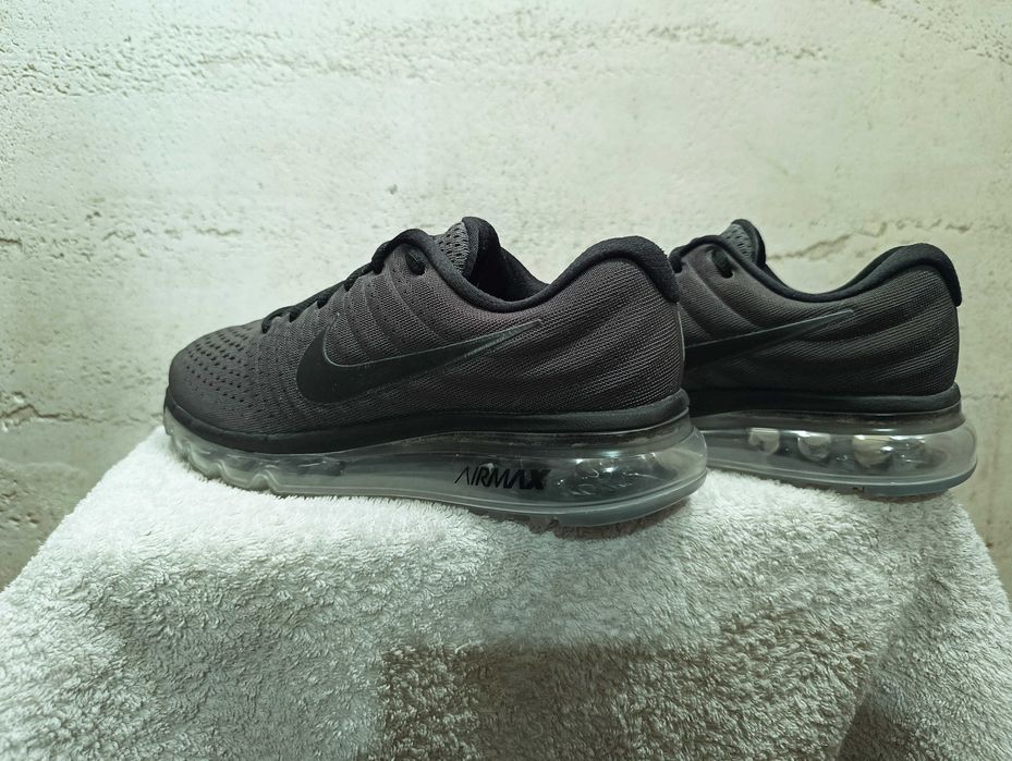 NIKE AIR MAX 2017 r.38,5 khaki stan bardzo dobry