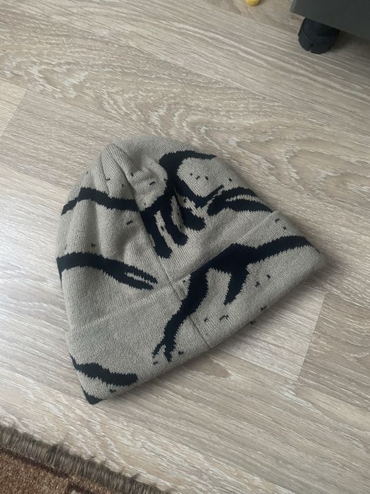 Зимова шапка……..