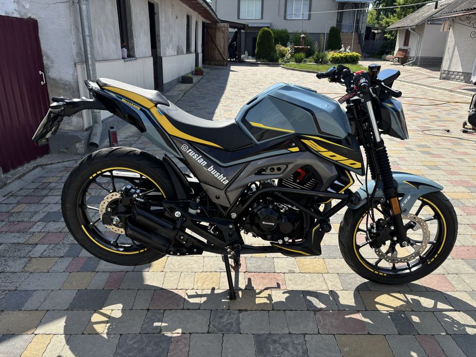 Продається Mustang st 200