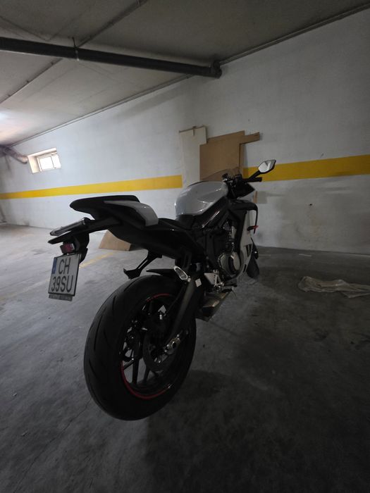 CFMOTO 675 SR-R como nova - Vendo ou Troco
