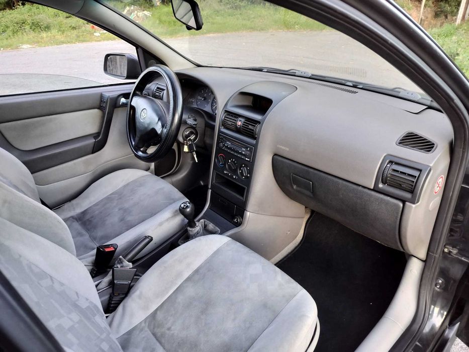 Opel Astra Caravan 2.0 DTI - Excelente Estado