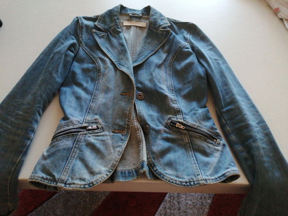 Casaco de ganga marca bershka