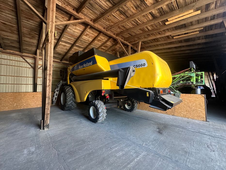 Kombajn New Holland CS660