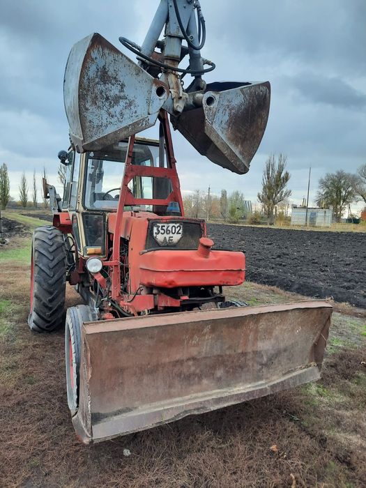 Грейферний навантажувач ЮМЗ 6АКЛ