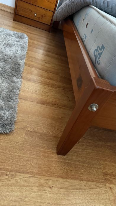 CONJUNTO Cama Solteiro + Mesa de Cabeceira