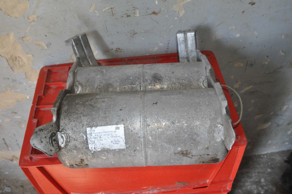 Mercedes GL ml x164 ресивер бачок воздуха подвески