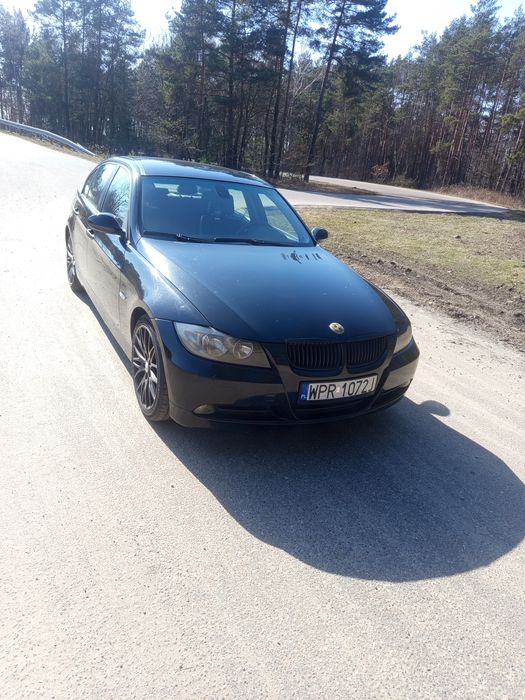 BMW E90 320i 2.0 benzyna